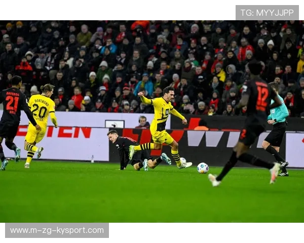 多特防线稳固，胡梅尔斯关键封堵多次救险